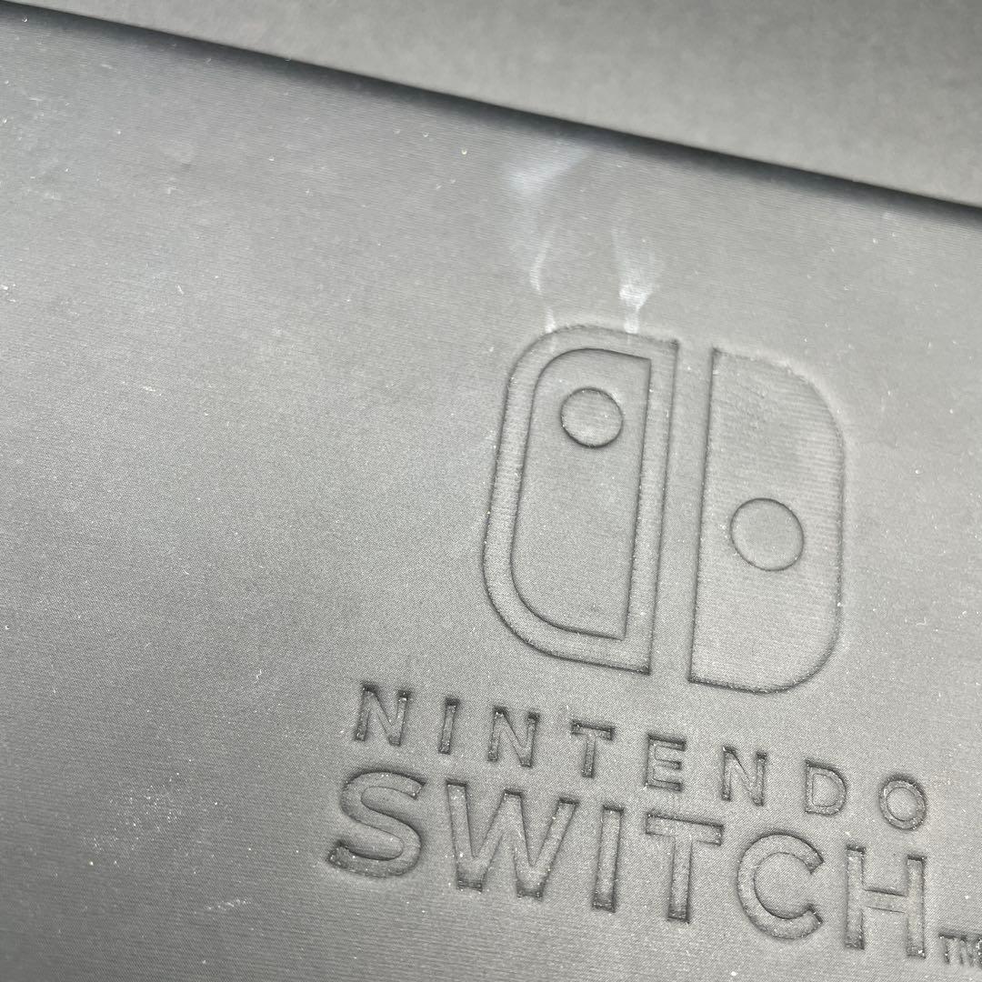 【初期化済】【値下げ不可】任天堂Nintendo Switch 本体　ケース付②