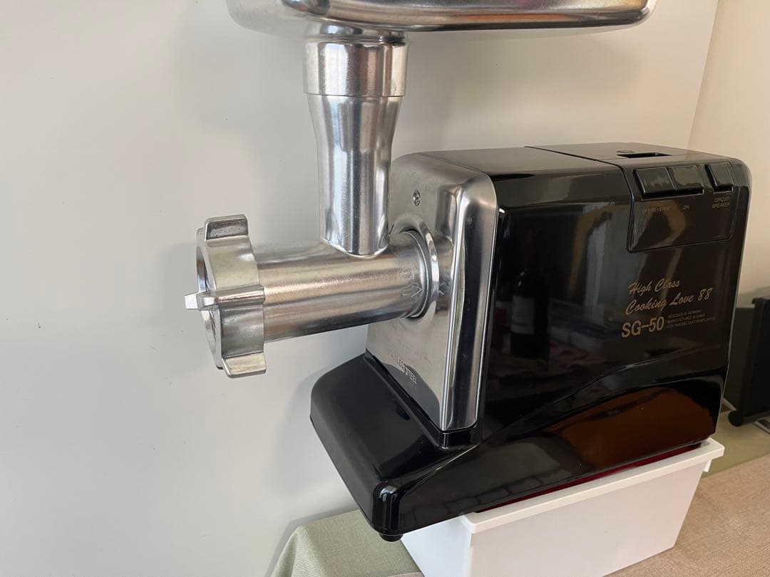 肉挽き器 SG-50 高級デザイン