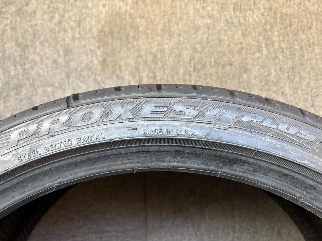 T-679【ほぼ未使用品】TOYO PROXES4！235/35R19 91Y！