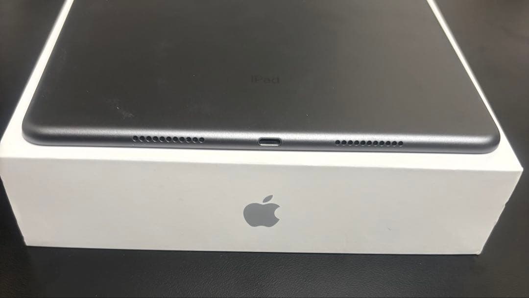 【a】iPad Air 第3世代 10.5 インチ 64GB Wi-Fi