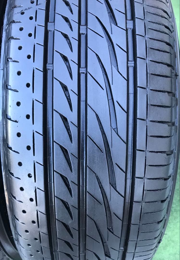 215/60 R17 BRIDGESTONE REGNOラジアルタイヤ2本