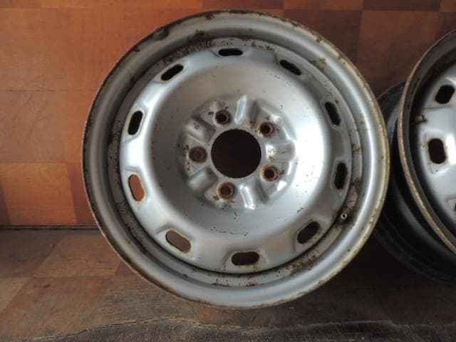 T225　15インチ　スチールホイール　4枚　15×6JJ　114.3×5
