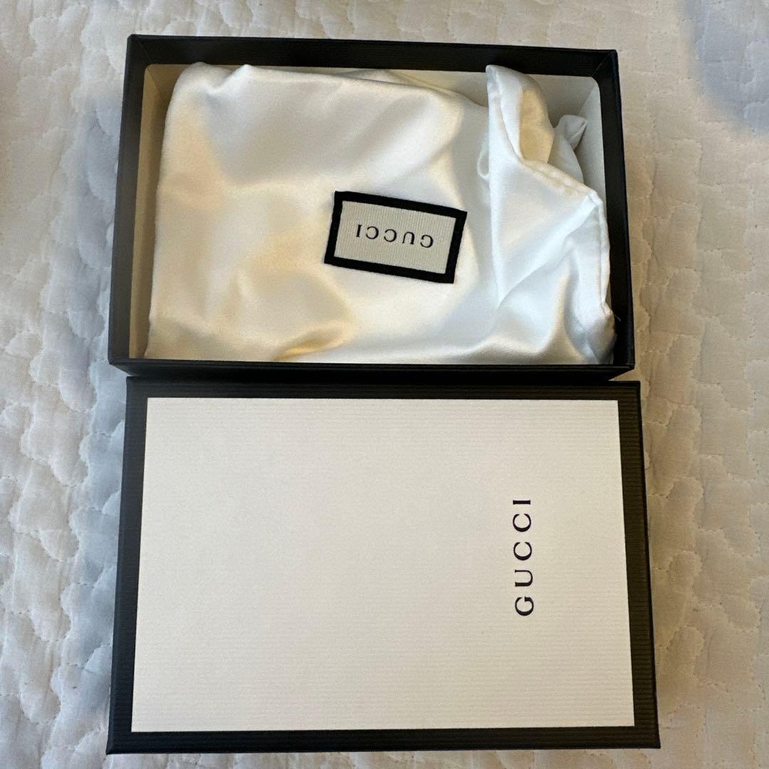 gucci 犬柄　折りたたみ　財布　グッチ　ボスコ アニマリエ 二つ折り財布