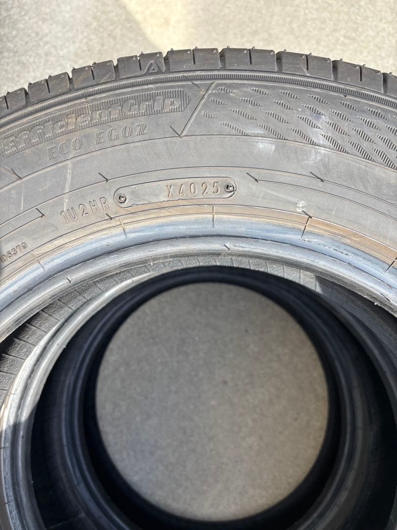バリ溝 25年製 175/70R14 グッドイヤー EG02 3本