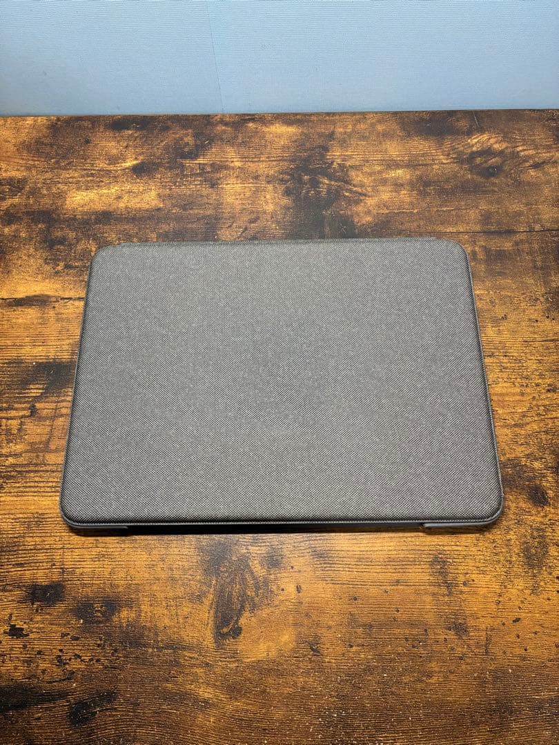 Logicool iPad Airトラックパッド付きキーボード一体型ケース