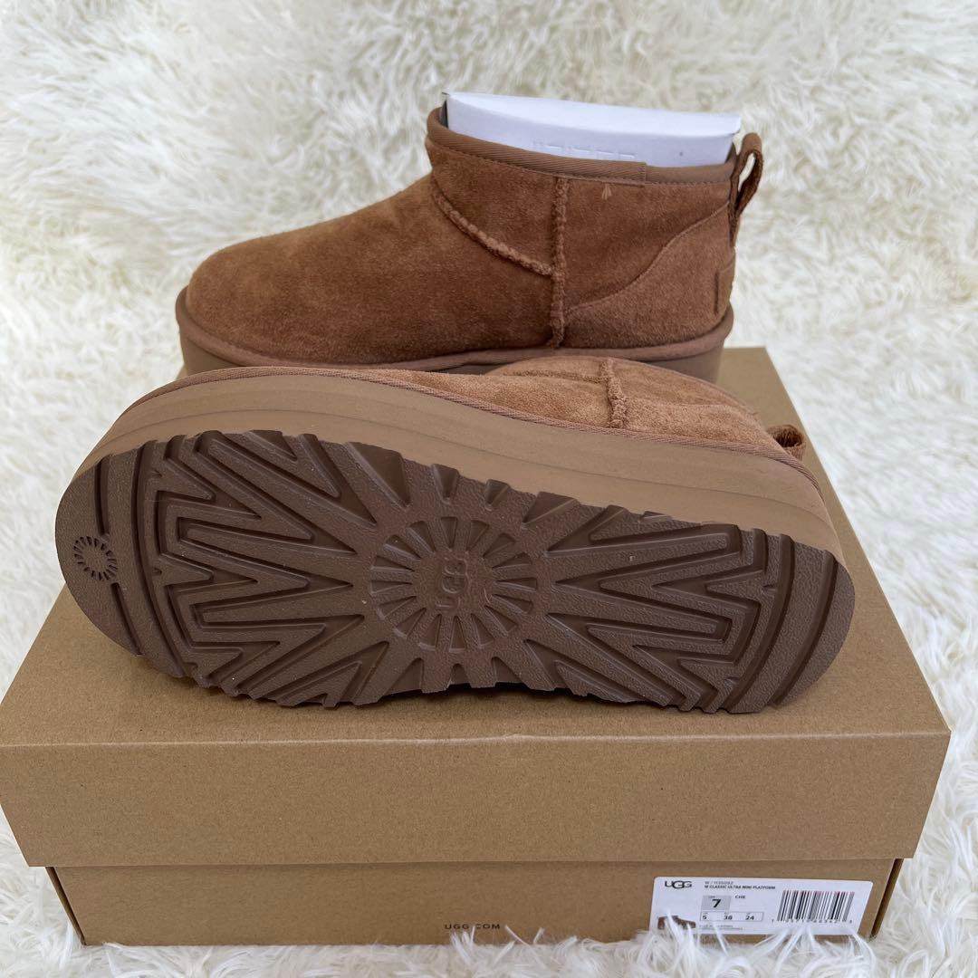 UGG クラシック ウルトラミニプラットフォーム ブーツ Chestnut
