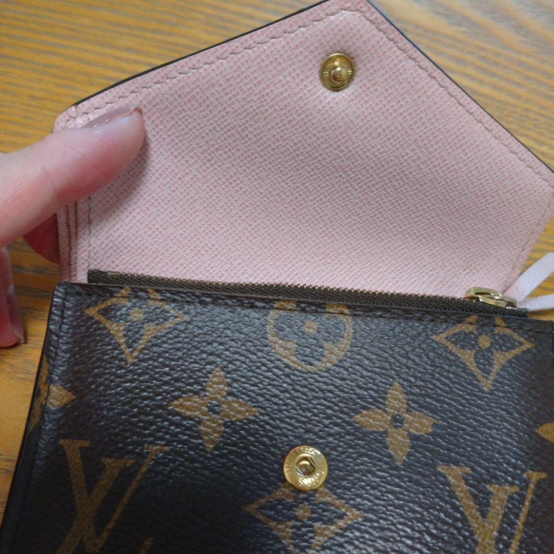 LOUIS VUITTON 三つ折り財布 イニシャル入り 少々難あり