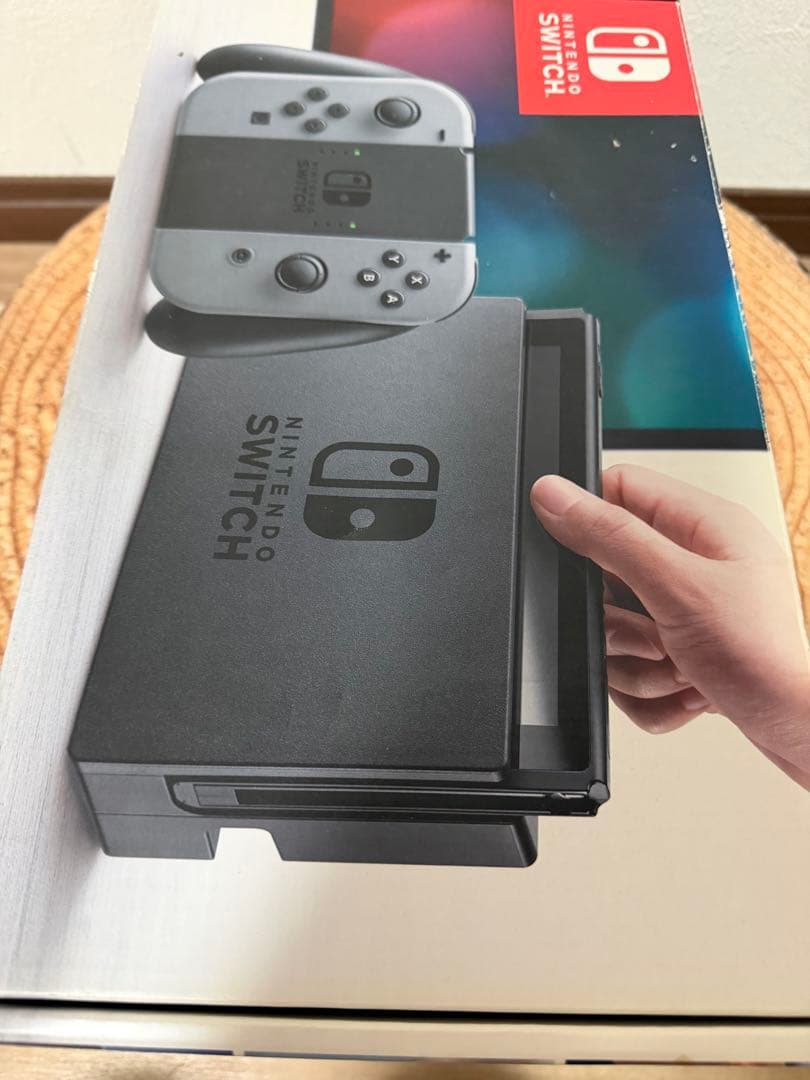 Nintendo Switch ニンテンドースイッチ本体　グレー①