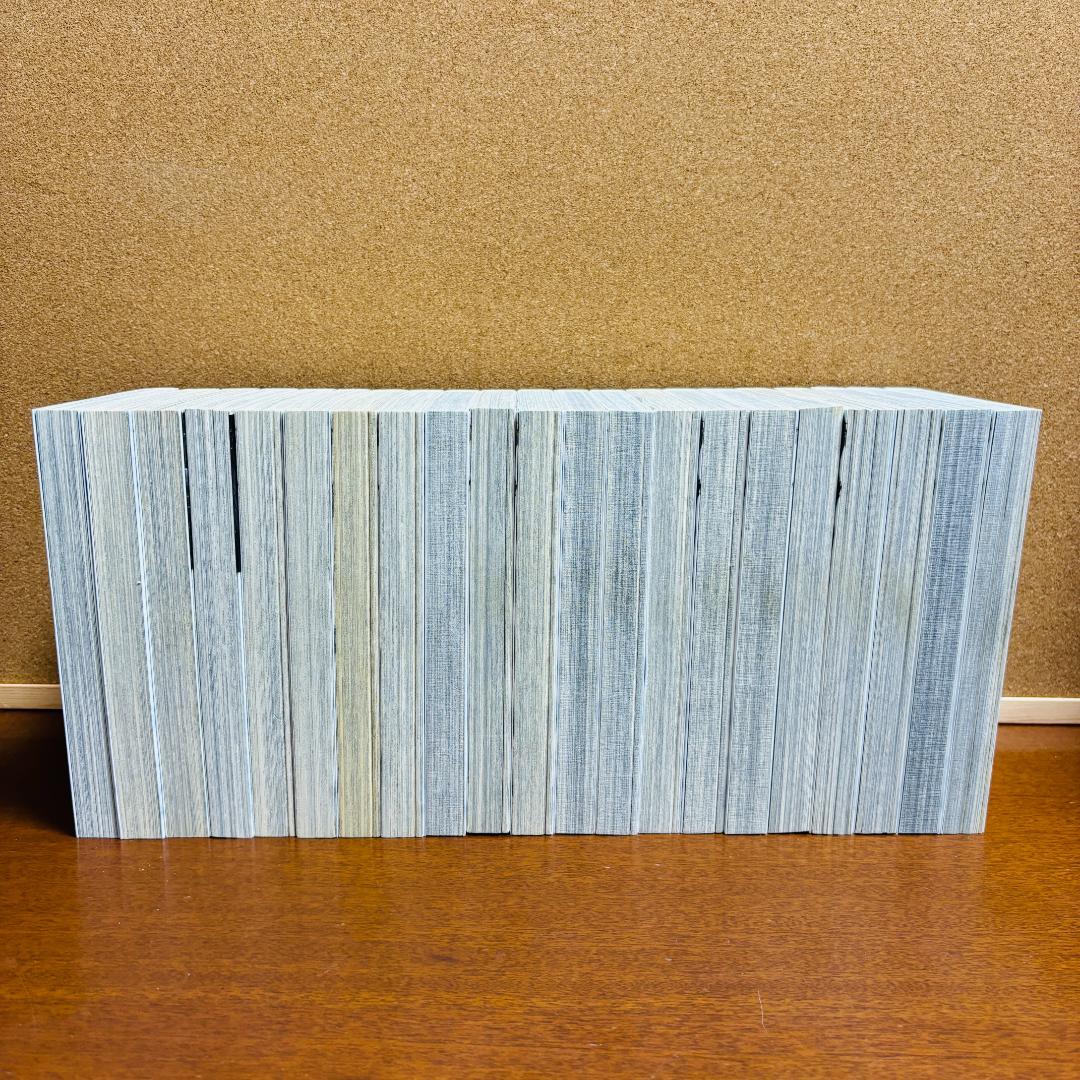【コミック】 ベルセルク 新装版 1巻～43巻 + 関連本4冊 計４７冊