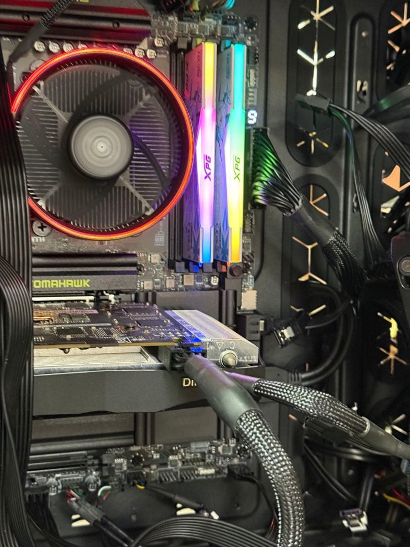 さ*ん様 Samsung 16GB DDR5 メモリー pc5-5600b