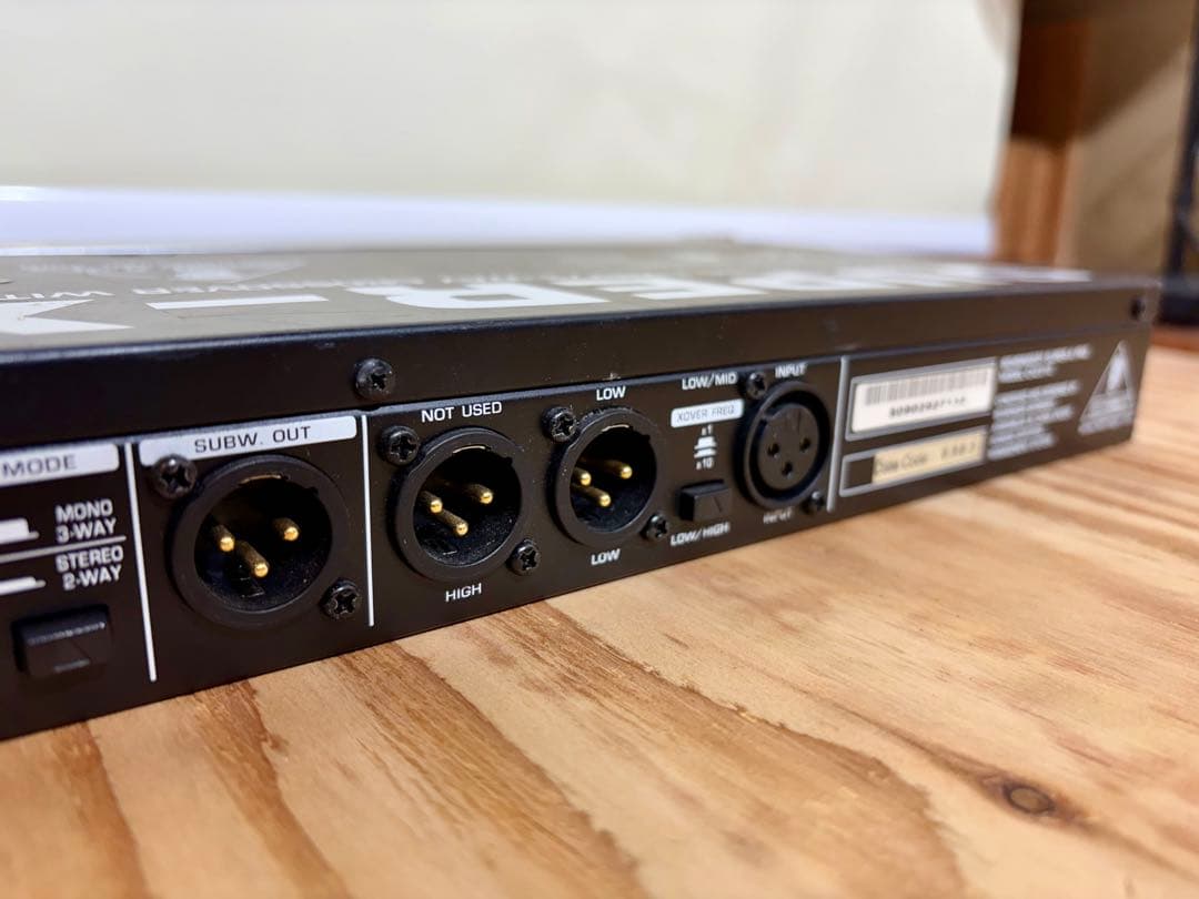 BEHRINGER CX2310 2/3WAYクロスオーバー 動作品　箱付き