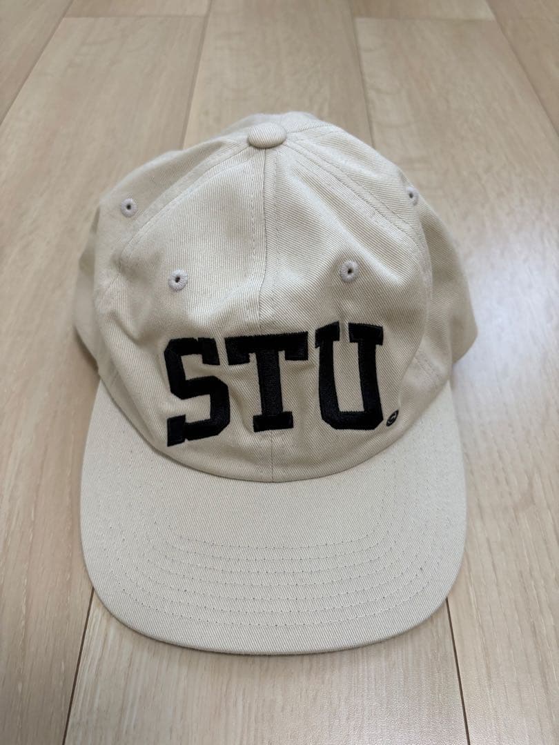 Stussy stuキャップ