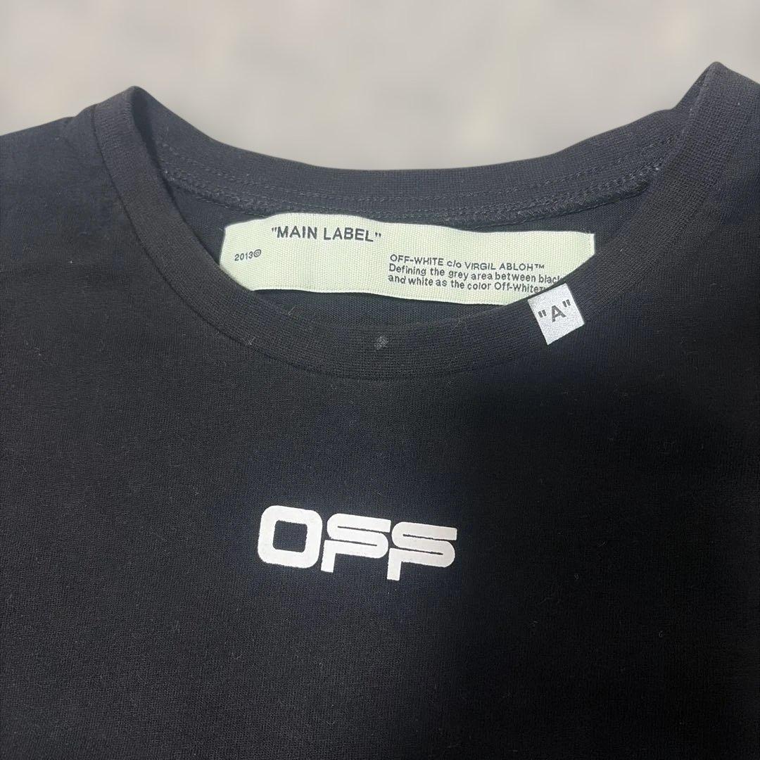 オフホワイト　Tシャツ　S