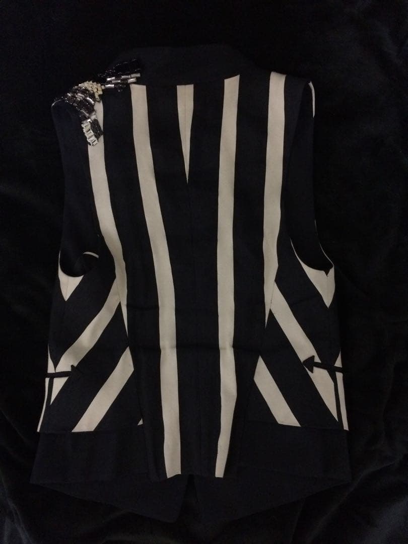 トップス Obzee Kang Jin young Gothic vest