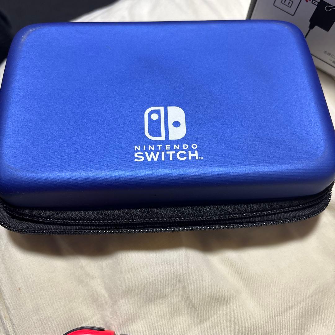 な*ー様 Nintendo Switch 本体 赤/青 Joy-Con