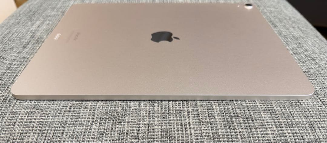 13インチ iPad Air M2 128GB スターライト Wi-Fiモデル