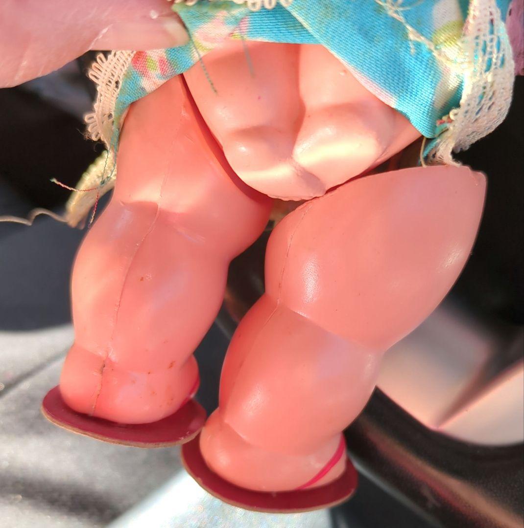 か*ぱ様 赤ちゃんをおんぶしたお人形　昭和レトロ