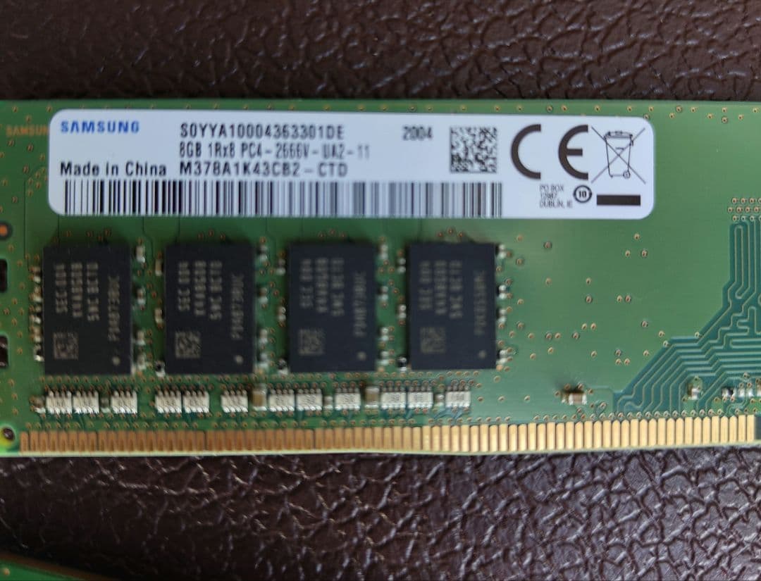 PC4(DDR4) デスクトップ用　8GB x 2枚 16GB