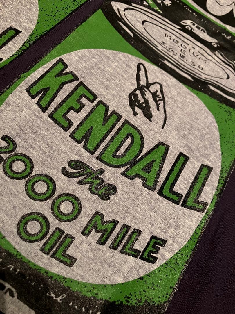 ブートレガーズ KENDALL OIL Tシャツ デソレイション ロウ