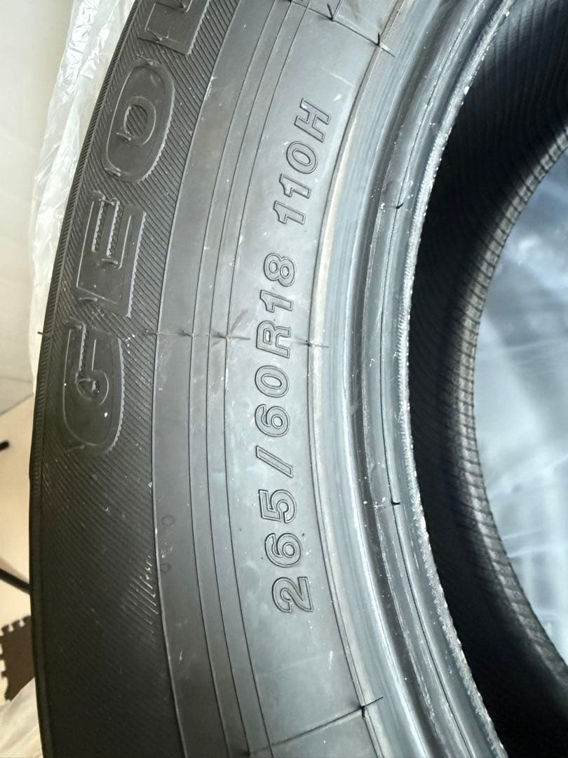 265/60R18 未使用タイヤ 110H