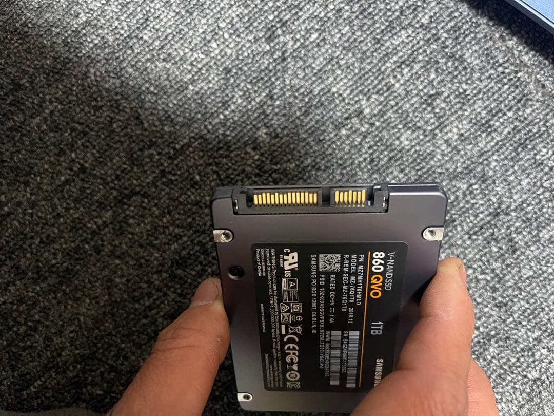 内蔵型SSD Samsung 860 QVO 1TB