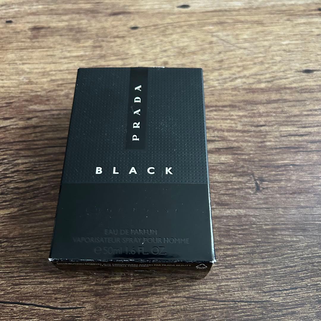 値下げ！PRADA BLACK プラダ ルナロッサ オードパルファム 50ml