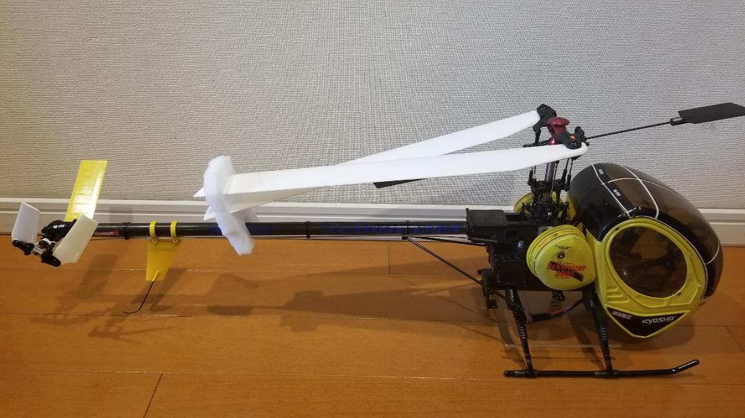 電動ラジコンヘリ　京商製EPコンセプト・ ヒューズ300