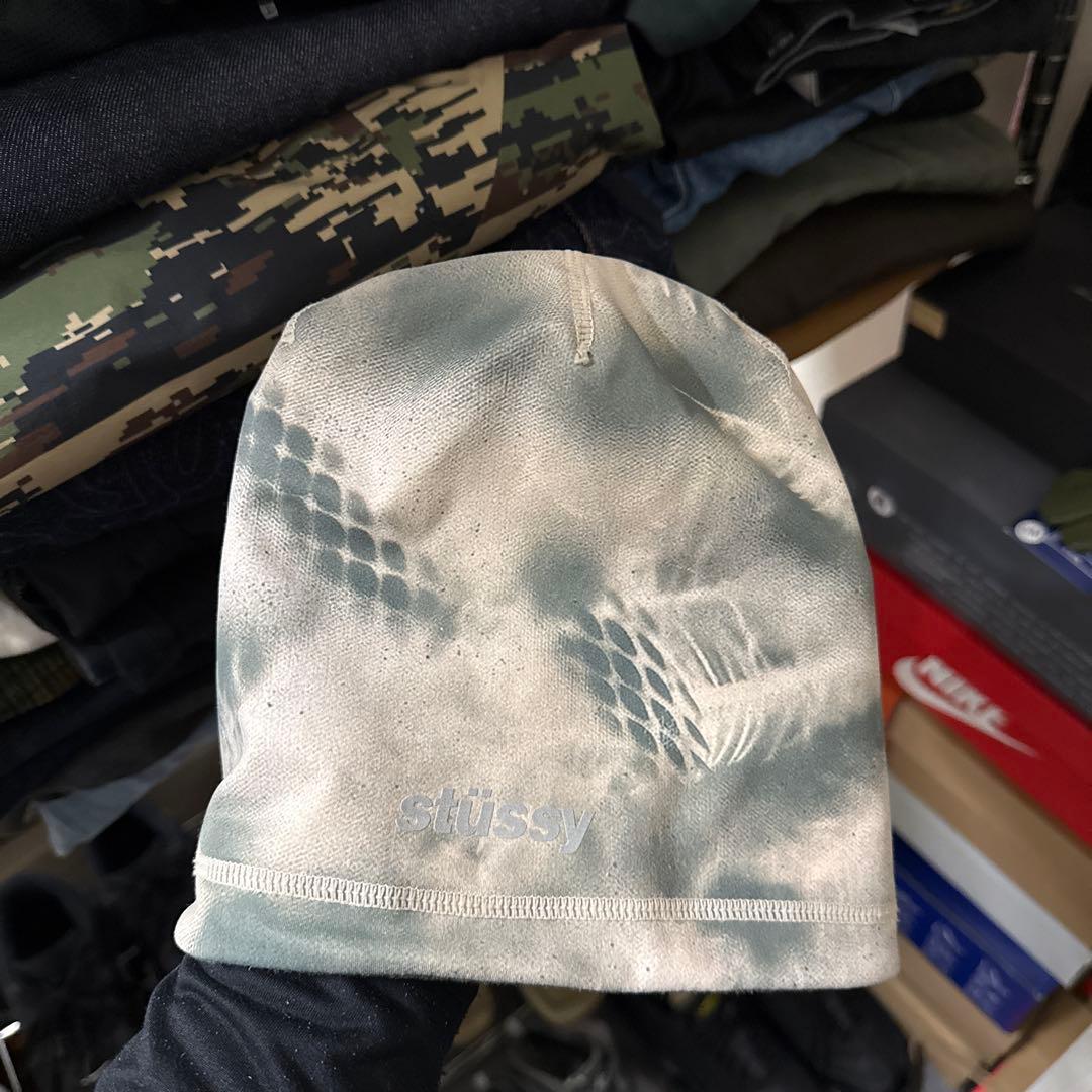 帽子 STUSSY REVERSIBLE TECH SKULLCAP
