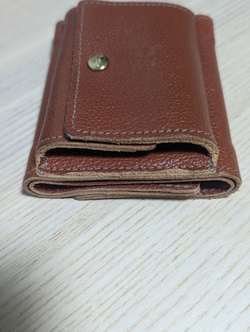 美品　ILBISONTE　イルビゾンテ　三つ折り財布