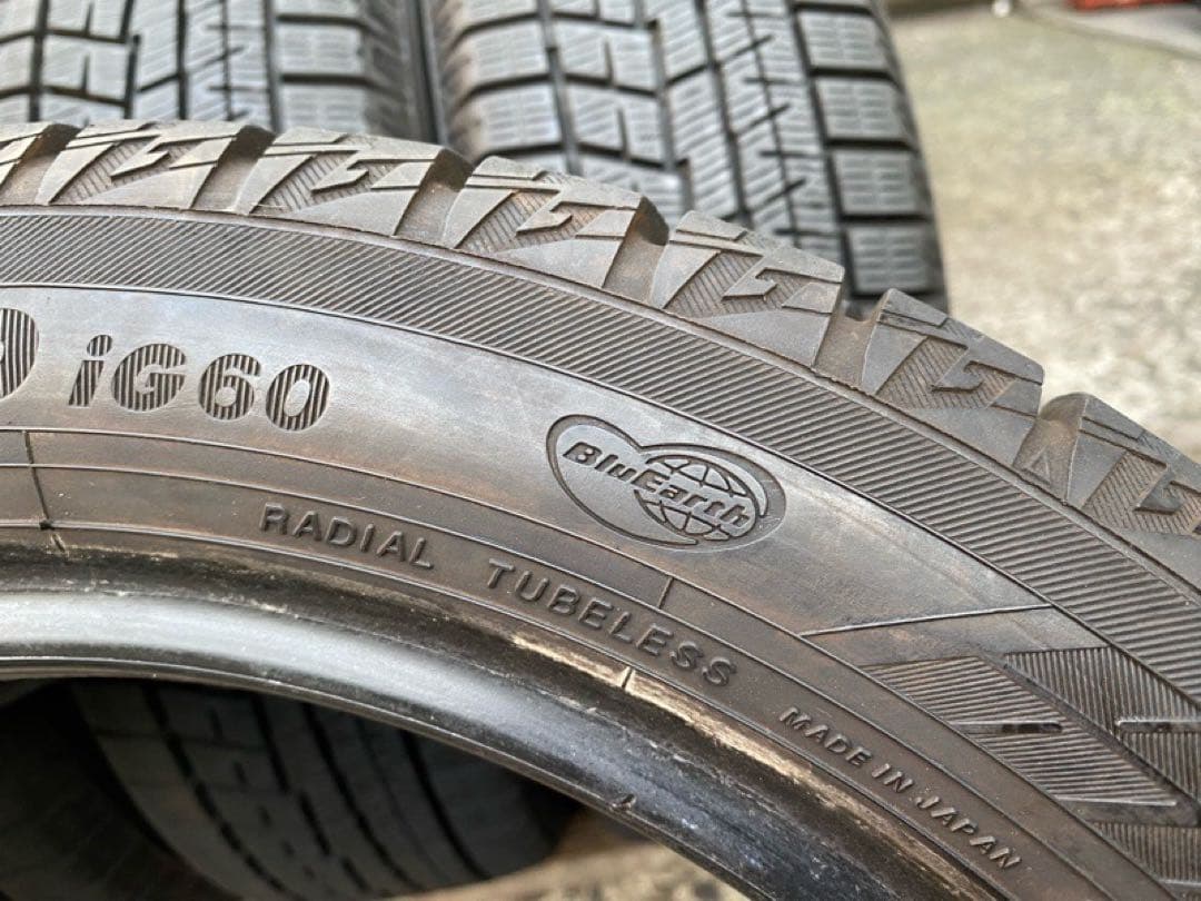 送料込165/55R15スタッドレスタイヤ 4本セット