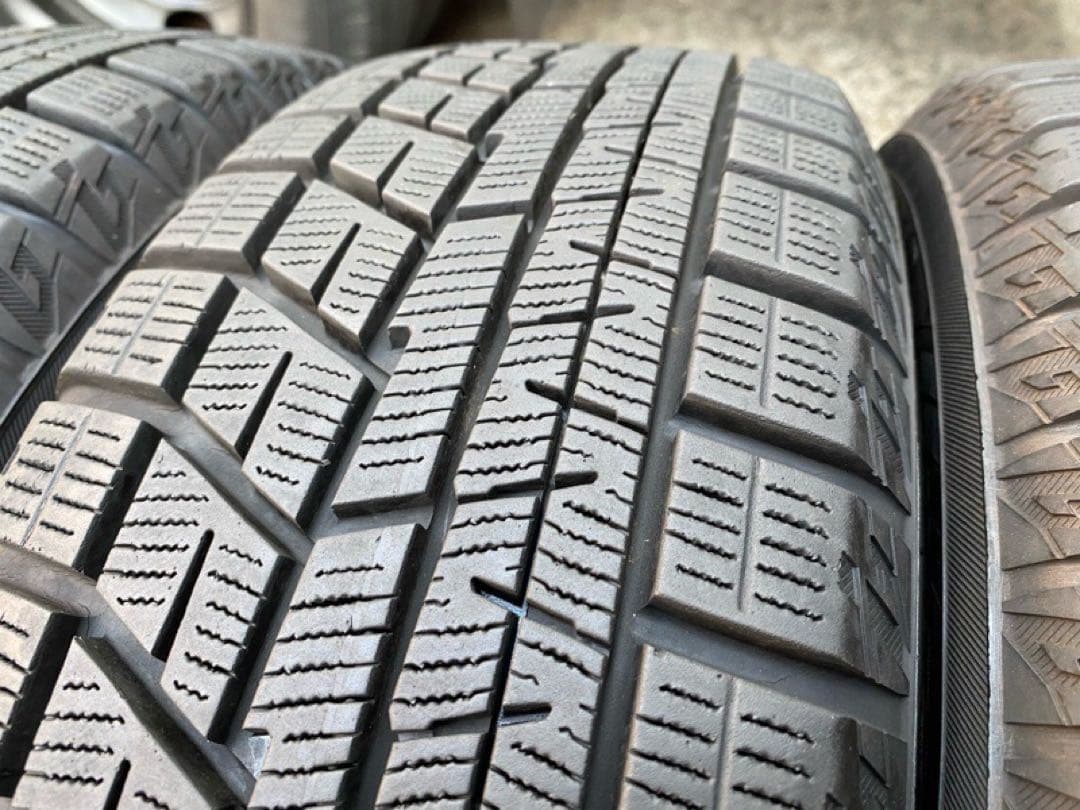 送料込165/55R15スタッドレスタイヤ 4本セット
