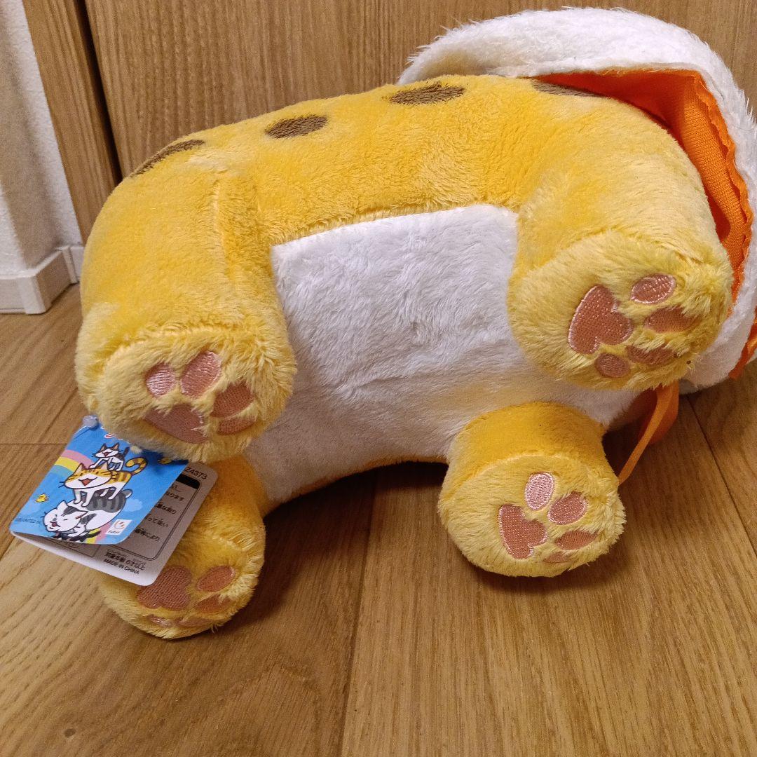 2種類　つみネコ　ぬいぐるみ　ケープBIGぬいぐるみ　黄　白　ブチ　紙タグ付き