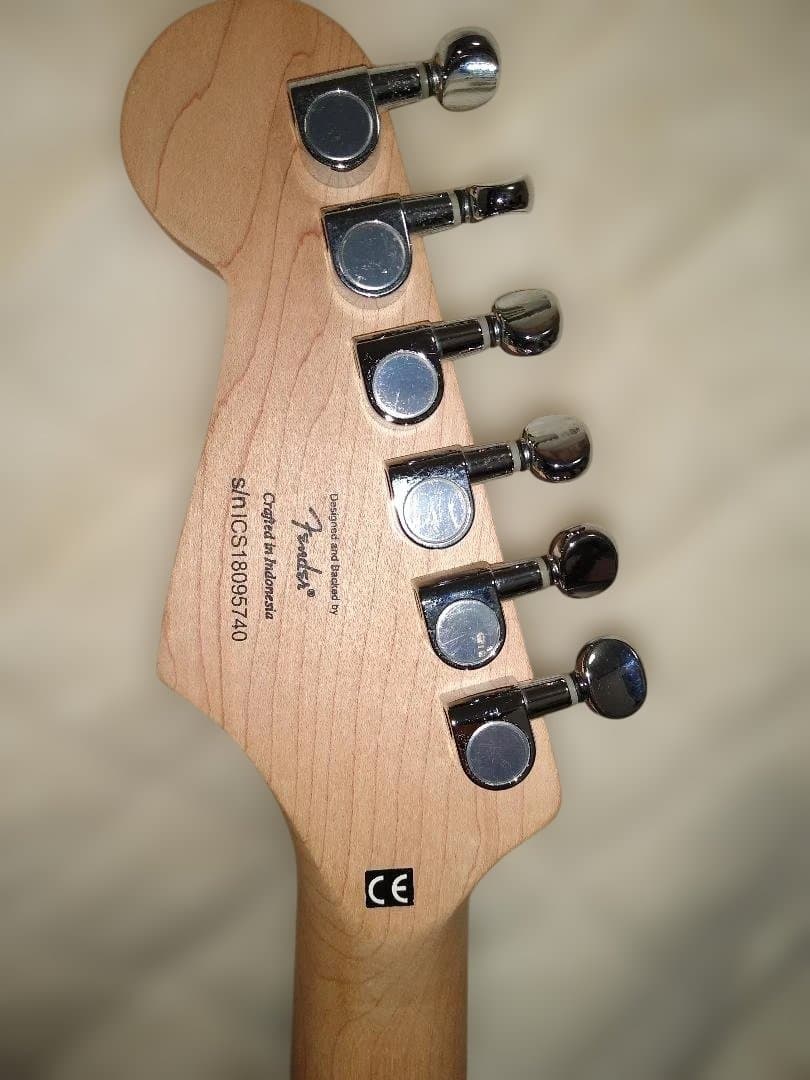 R*s様 エレキギター SQUIRE BY FENDER MINI ストラト
