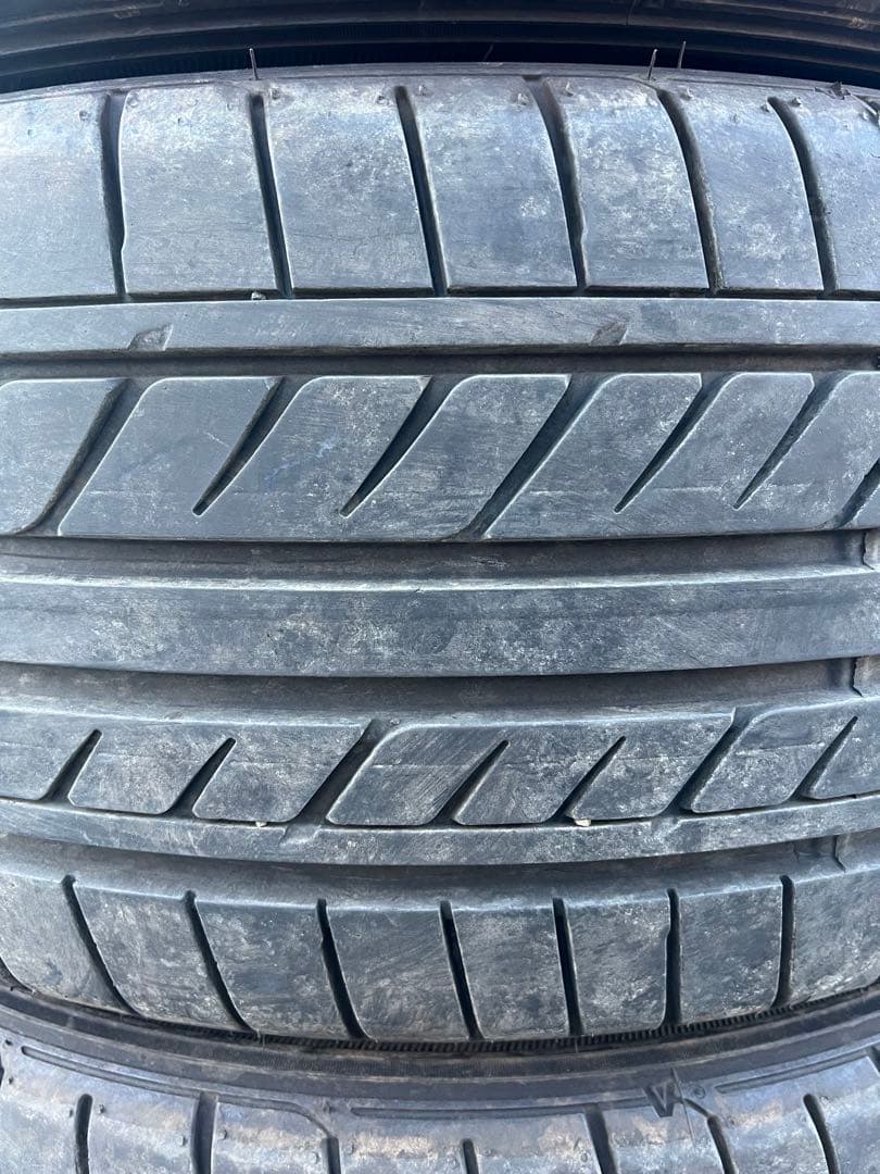 グッドイヤー　イーグル　lsエグゼ　245/45r18 22年製　バリ山