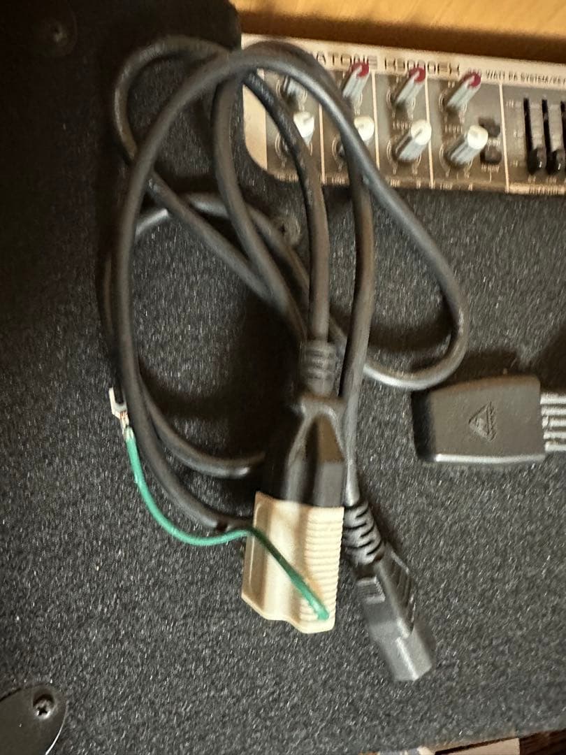 BEHRINGER パワーアンプ ミキサー機能付き