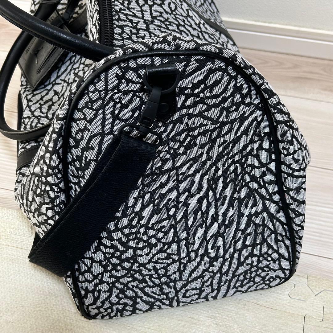 美品　NIKE ジョーダン　アイコン ダッフルバッグ ボストンバッグ