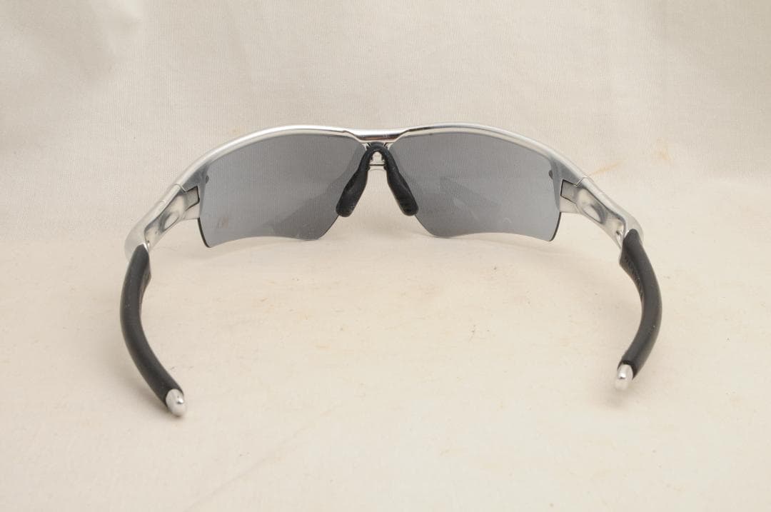 Oakley オークリー　Rader シルバー サングラス