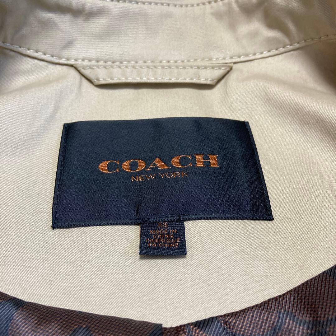 COACH ベージュ アイコンショートトレンチコート
