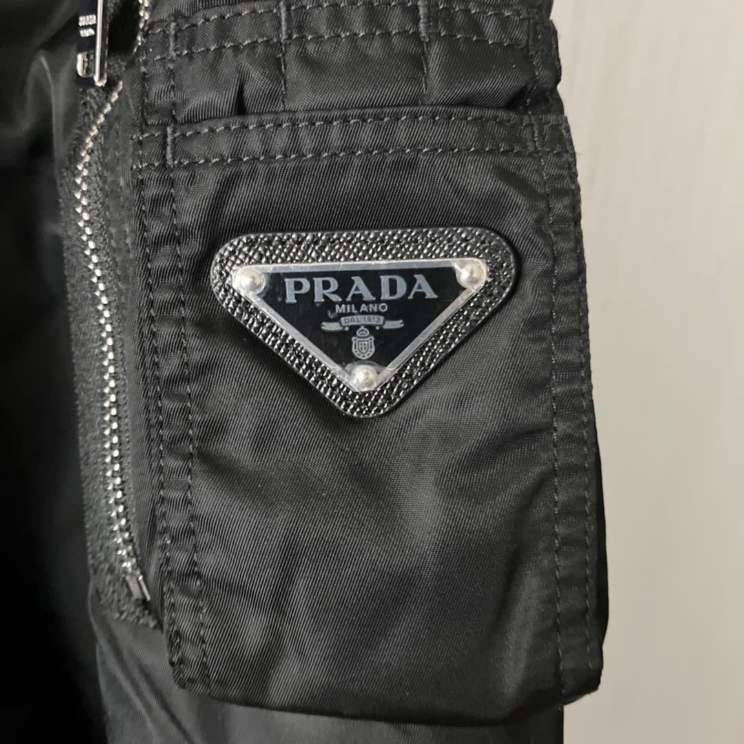 ほぼ未使用 PRADA トライアングルロゴ ボンバージャケット
