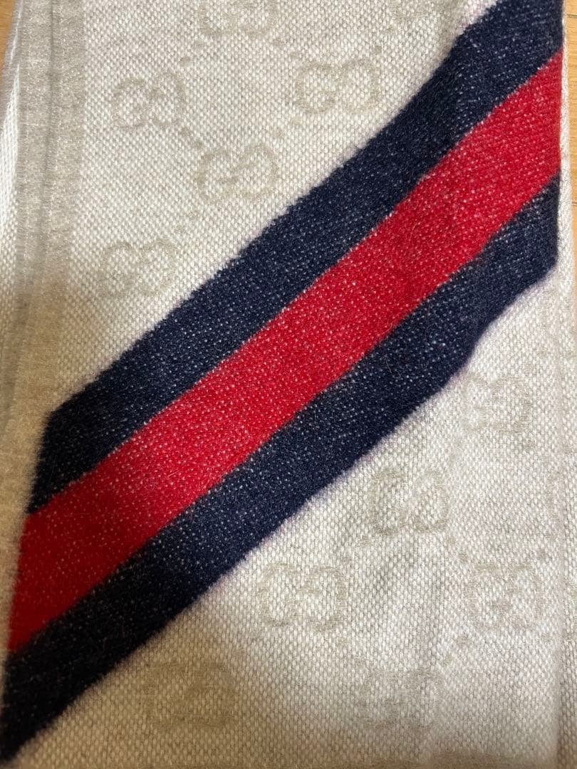 （未使用！）お値下げ可能！ GUCCI GGロゴ ストライプ マフラー