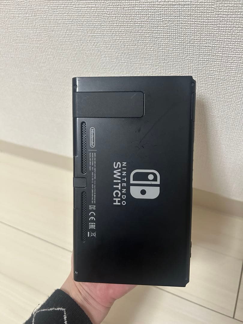 進*一様 Nintendo Switch 本体