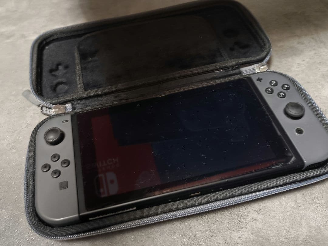 Nintendo Switch 本体 グレー 動作確認済 初期化済 ケース付き