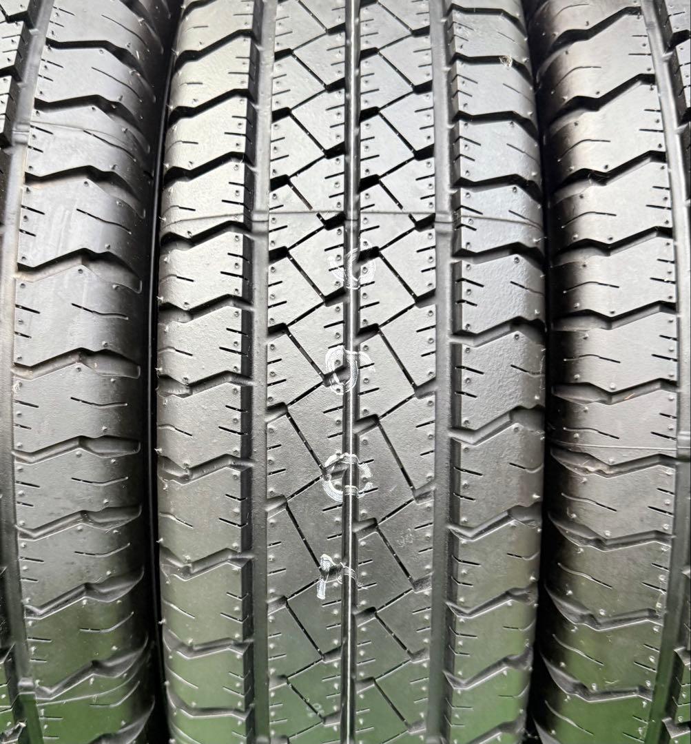 イボ付きグッドイヤー カーゴプロ．195/80R15.18〜20年製．4本セット