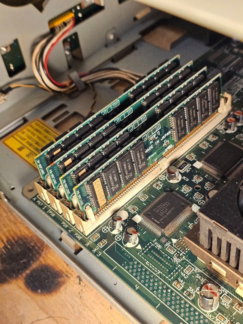 PC9821 CT16/F Model A Windows95 起動 208MB