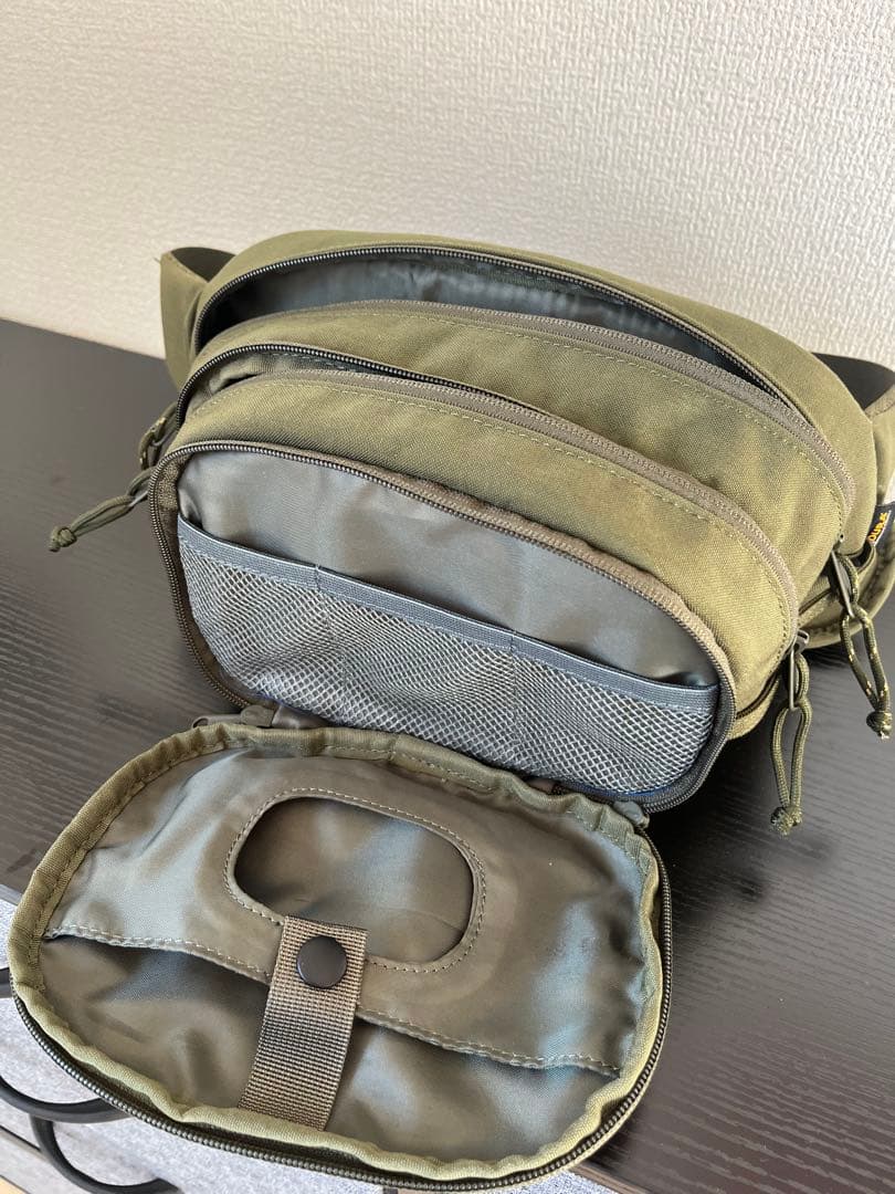 Hugoo ヒップシート カーキ CORDURA