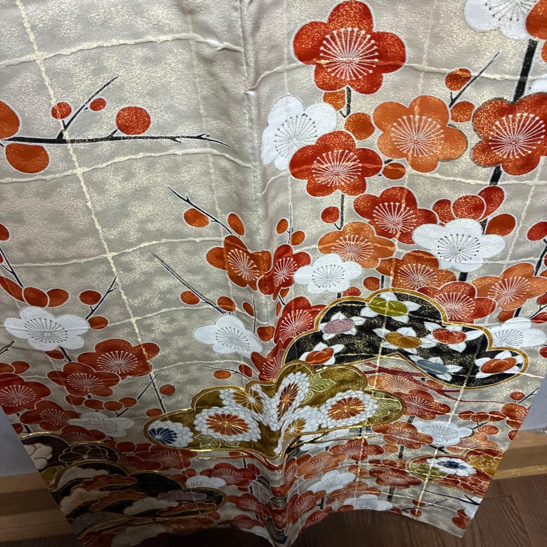 か*ん様 豪華訪問着ゴールド地柄、大松竹梅柄、朱緑黒、格式高い豪華縁取菊金銀刺繍