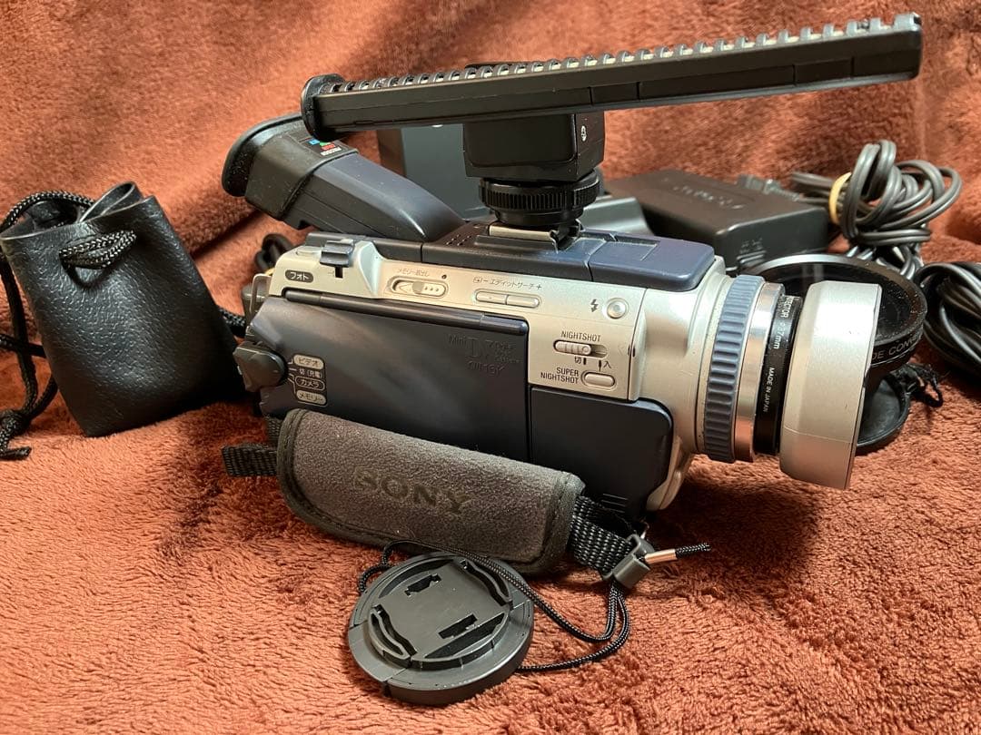 【動作品】Sony CCD-TRV30 miniDVビデオカメラ