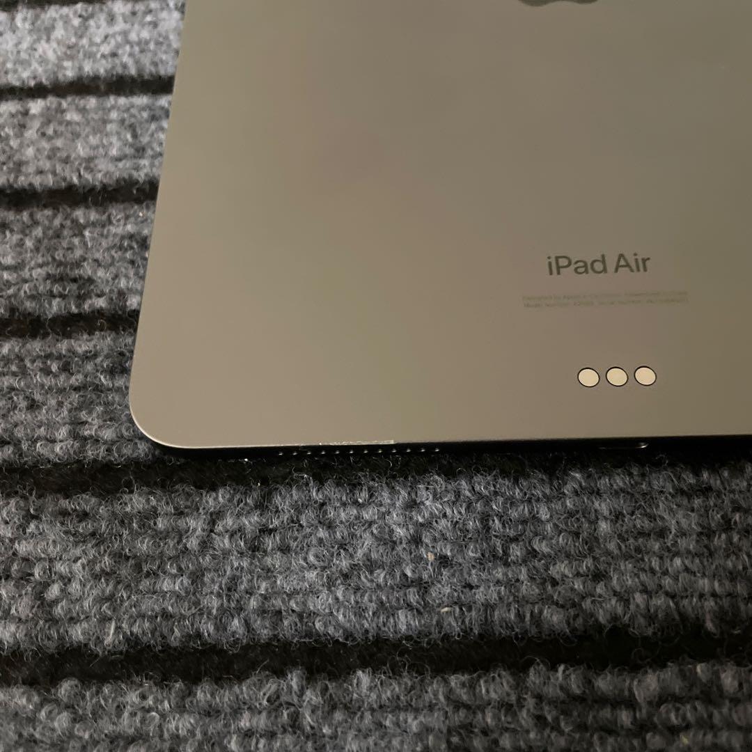 56 iPad Air5 第5世代 M1チップ 64GB Wi-Fi グレイ