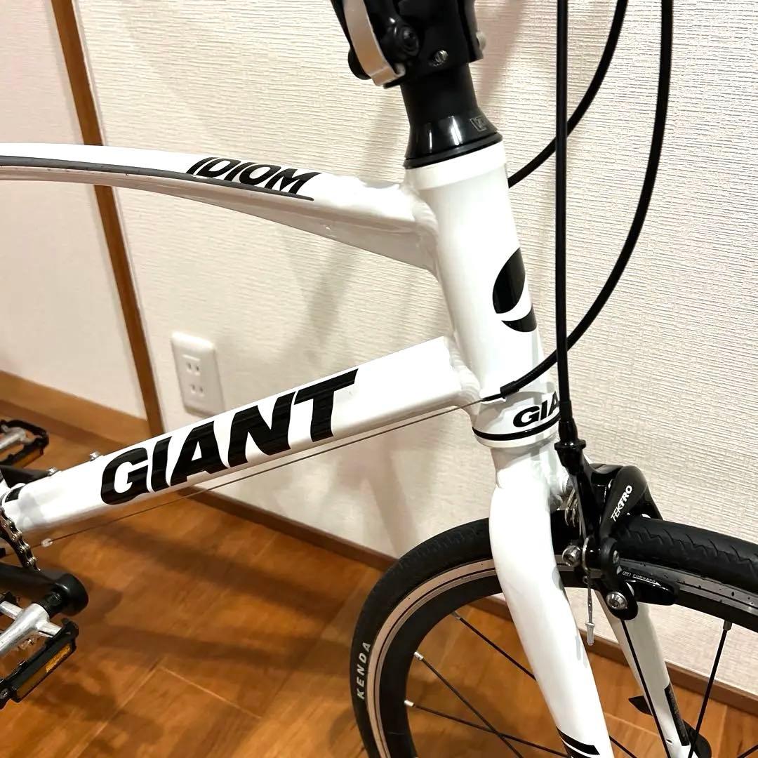 美品 GIANT Idiom 20インチ 9速 新品部品 スラム ダホン ターン