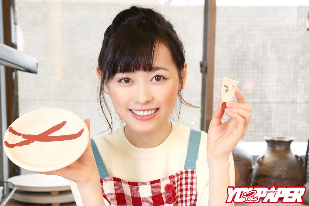 【新版】YOUPAPER 福原遥 掲載2ページ（ストレート）#2458